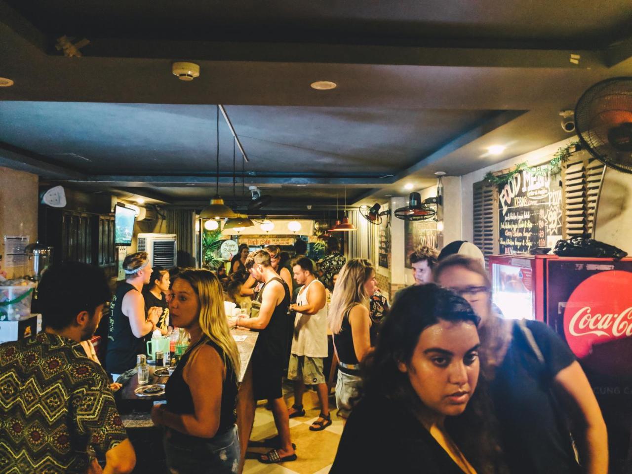 Tribee Kinh Hostel & Bar Хой Ан Екстериор снимка
