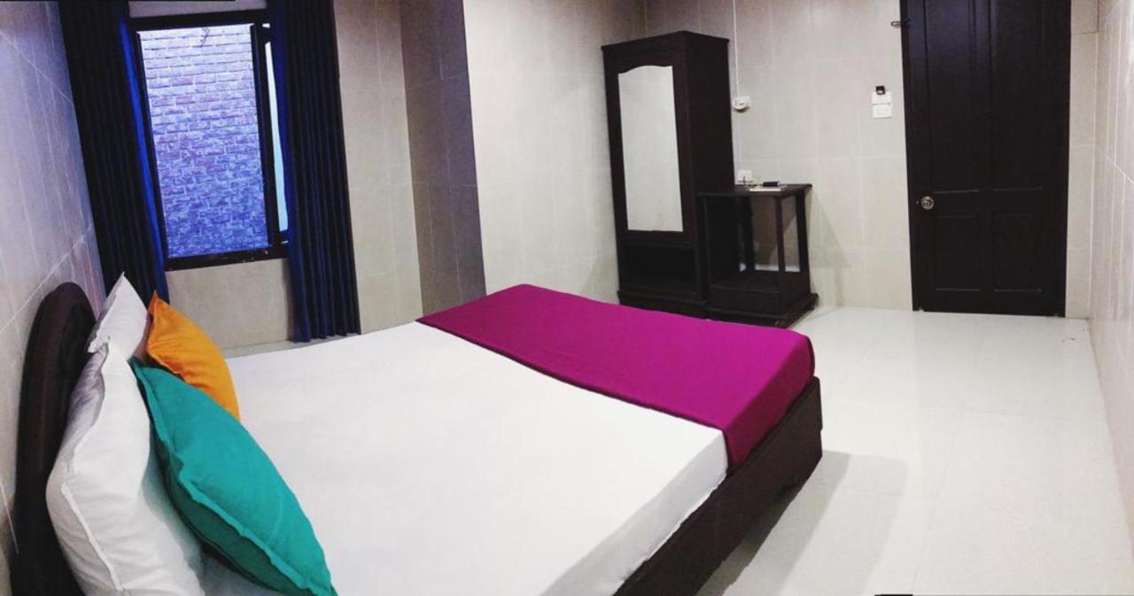 Tribee Kinh Hostel & Bar Хой Ан Екстериор снимка