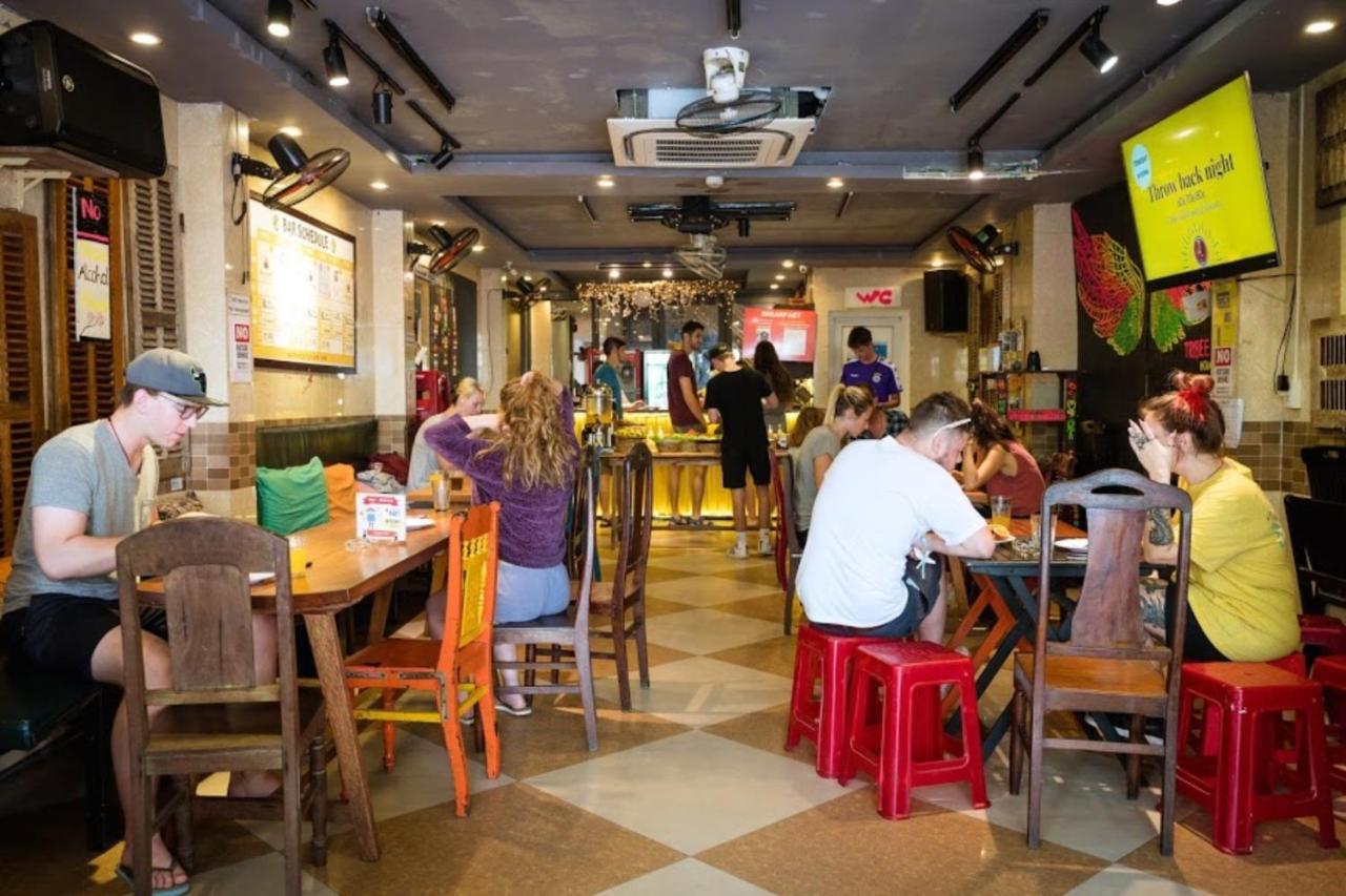 Tribee Kinh Hostel & Bar Хой Ан Екстериор снимка